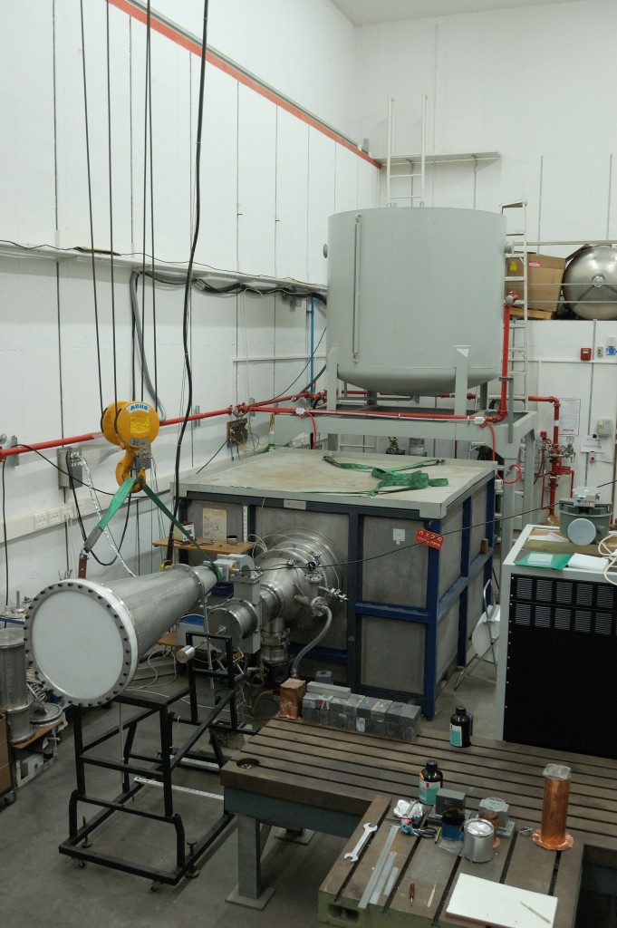 Picture of Sub-microsecond pulsed power generator